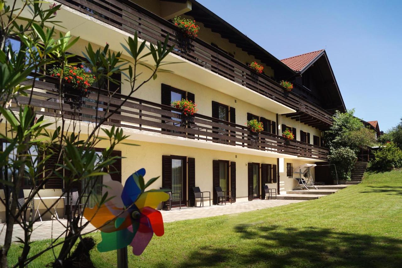 Berg-Cafe Hotel Kempten Exterior photo